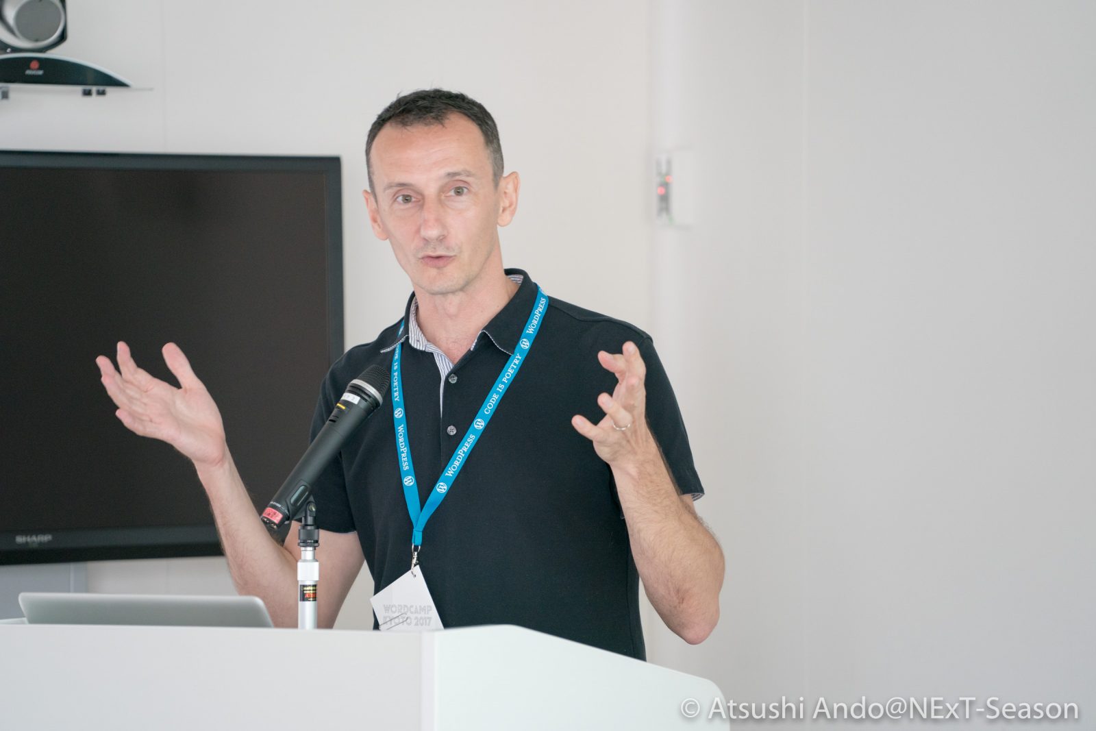 PO形式の翻訳プロセス エラリー ジャンクリストフ